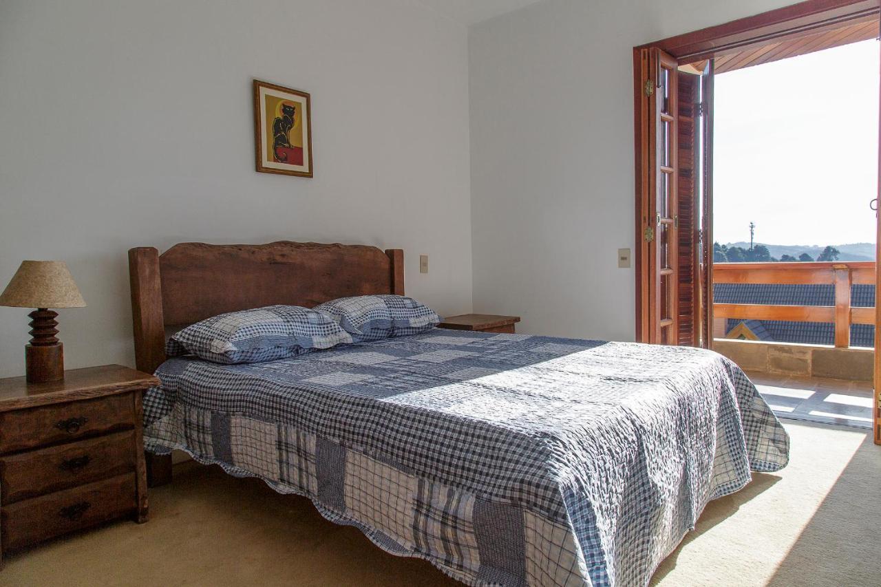 Apartamento Para Temporada No Alto Do Capivari Кампус-ду-Жордау Экстерьер фото